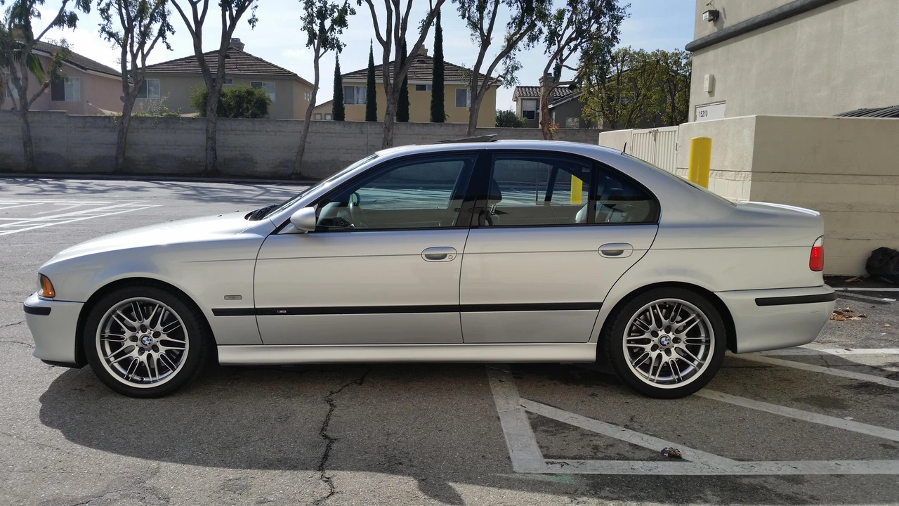2001 BMW E39 M5 - Image 19 of 31