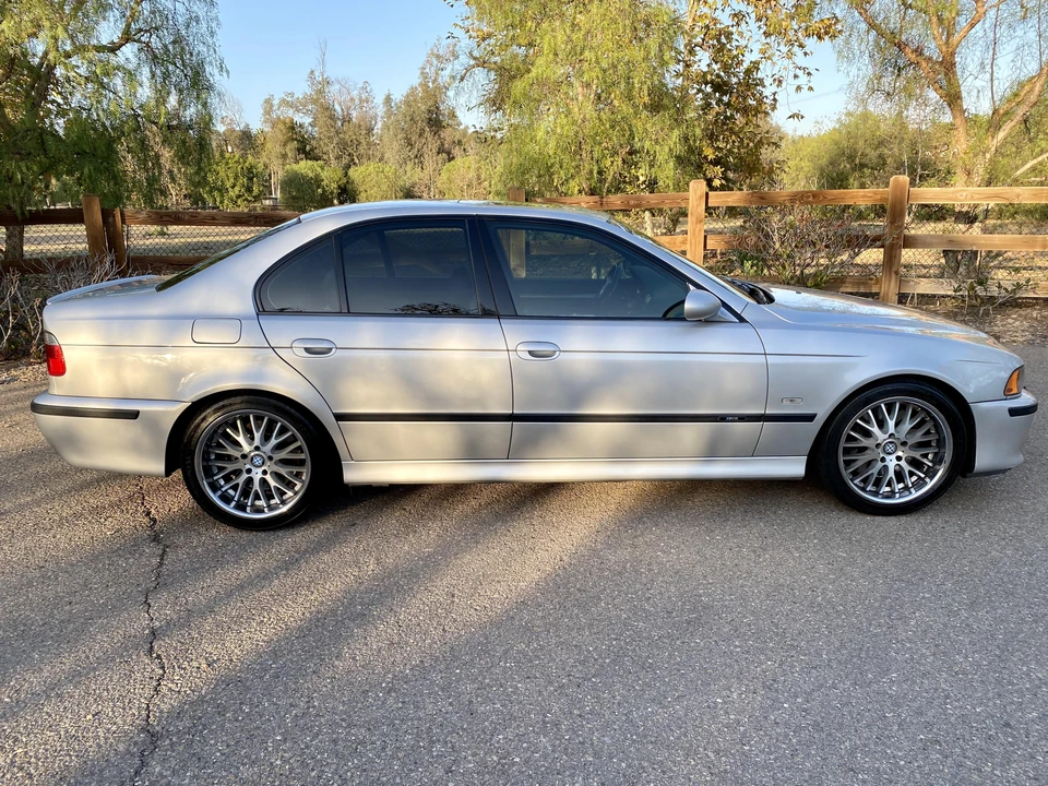 2001 BMW E39 M5 - Image 13 of 31