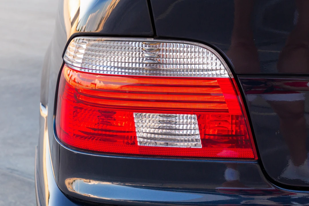 2001 BMW E39 M5 - Image 18 of 31