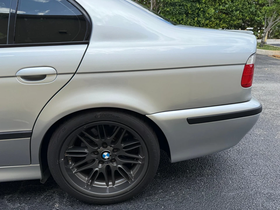 2001 BMW E39 M5 - Image 22 of 31