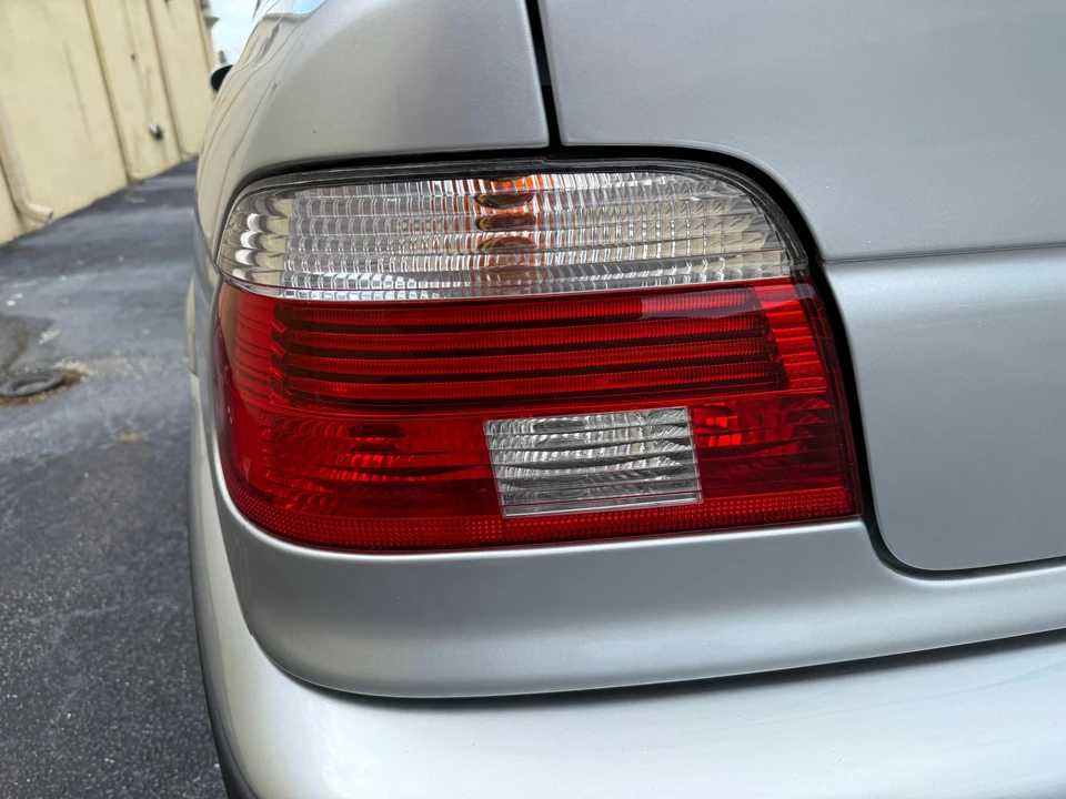 2001 BMW E39 M5 - Image 23 of 31