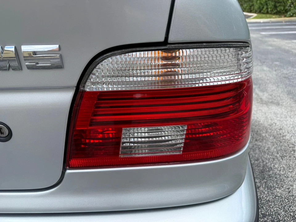 2001 BMW E39 M5 - Image 26 of 31