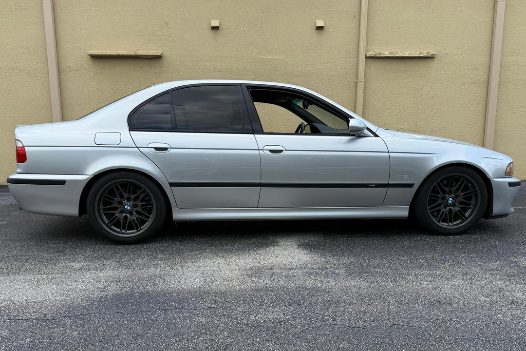 2001 BMW E39 M5 - Image 3 of 31