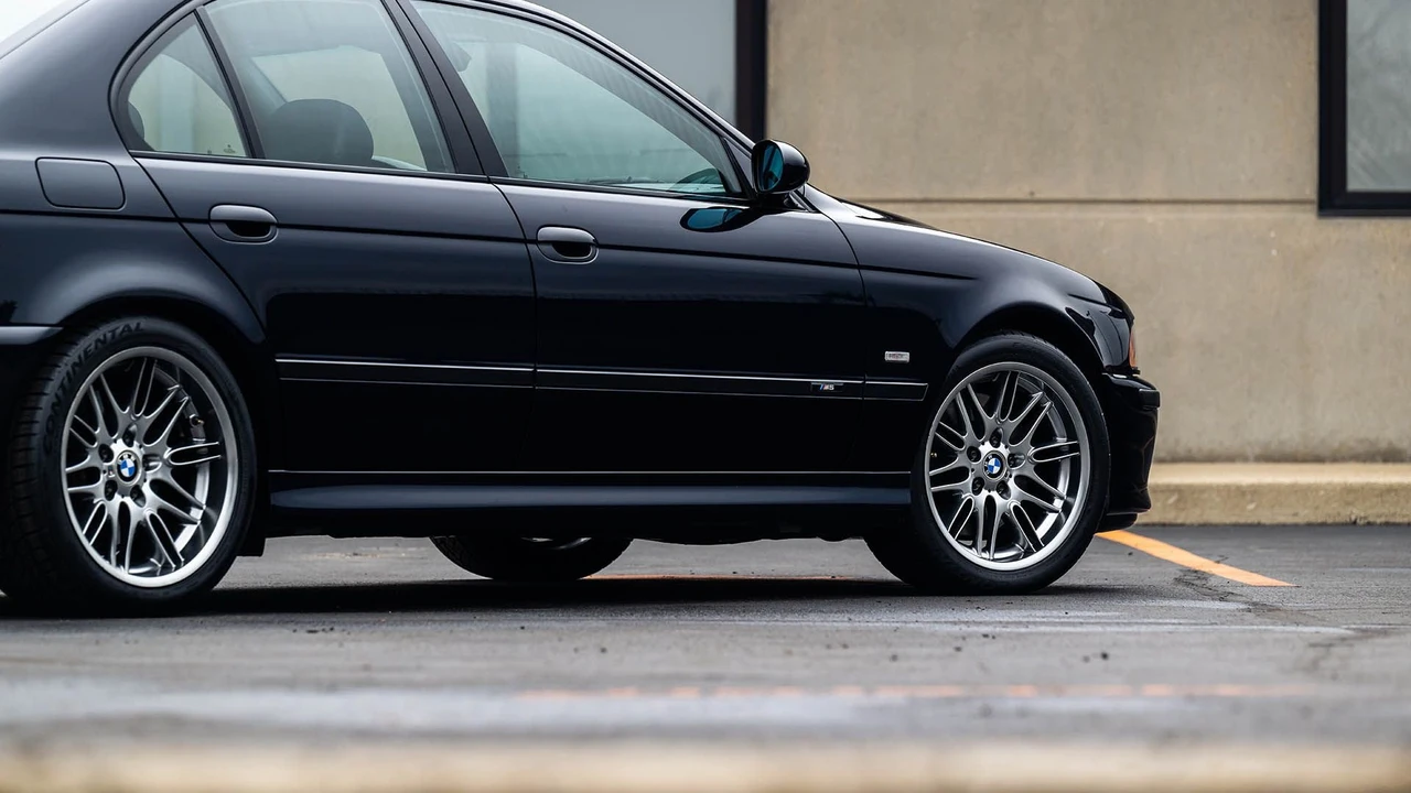 2001 BMW E39 M5 - Image 25 of 31