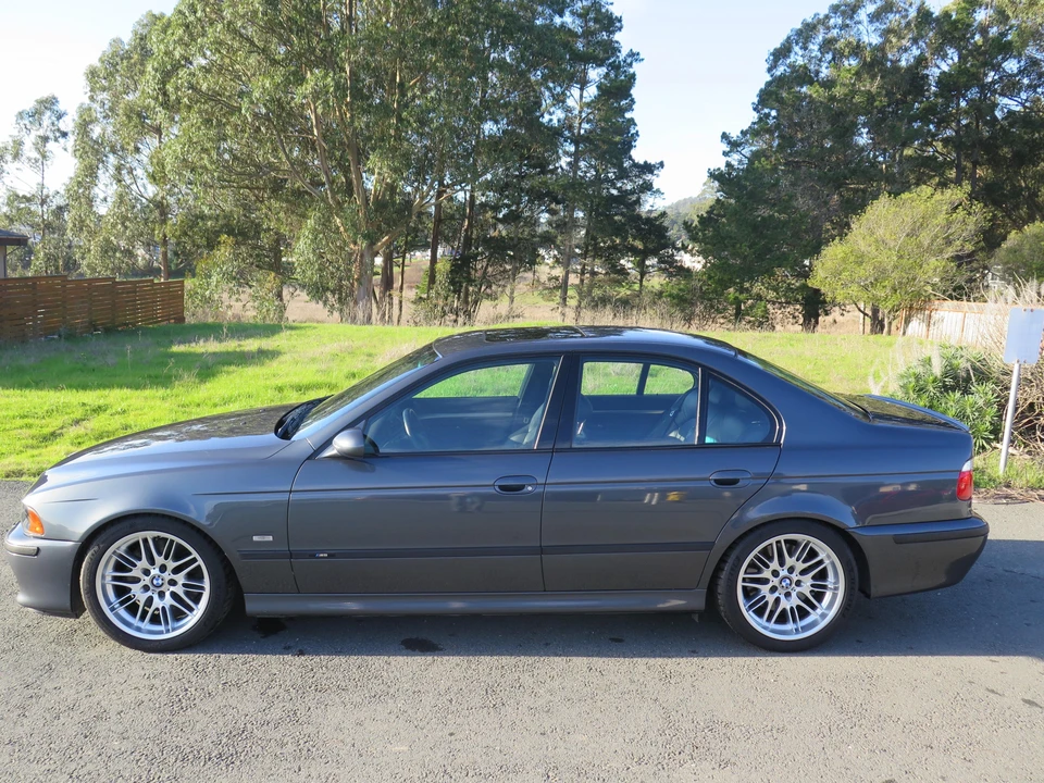 2001 BMW E39 M5 - Image 9 of 31
