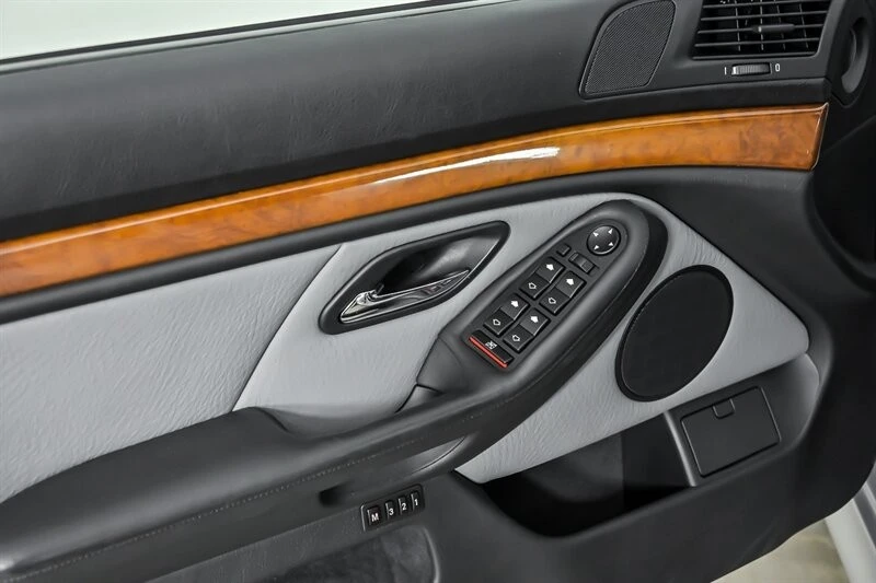 2001 BMW E39 M5 - Image 17 of 31