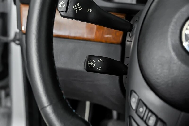 2001 BMW E39 M5 - Image 28 of 31