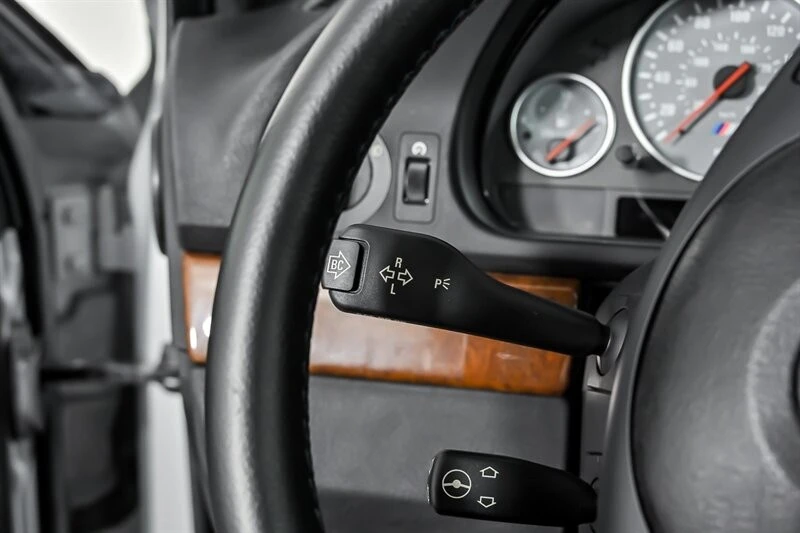 2001 BMW E39 M5 - Image 27 of 31