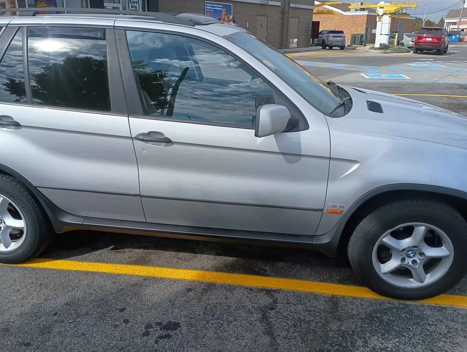 2001 BMW E53 X5 - Image 2 of 9