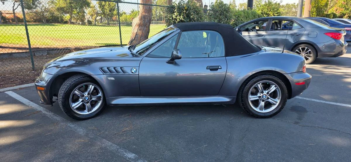 2001 BMW Z3 Roadster - Image 2 of 24