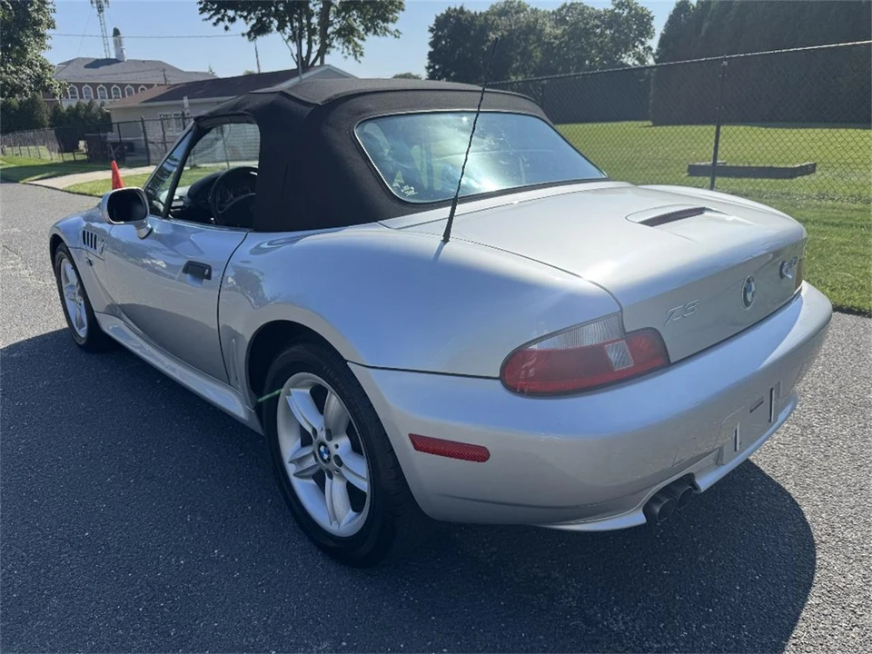 2001 BMW Z3 Roadster - Image 19 of 27