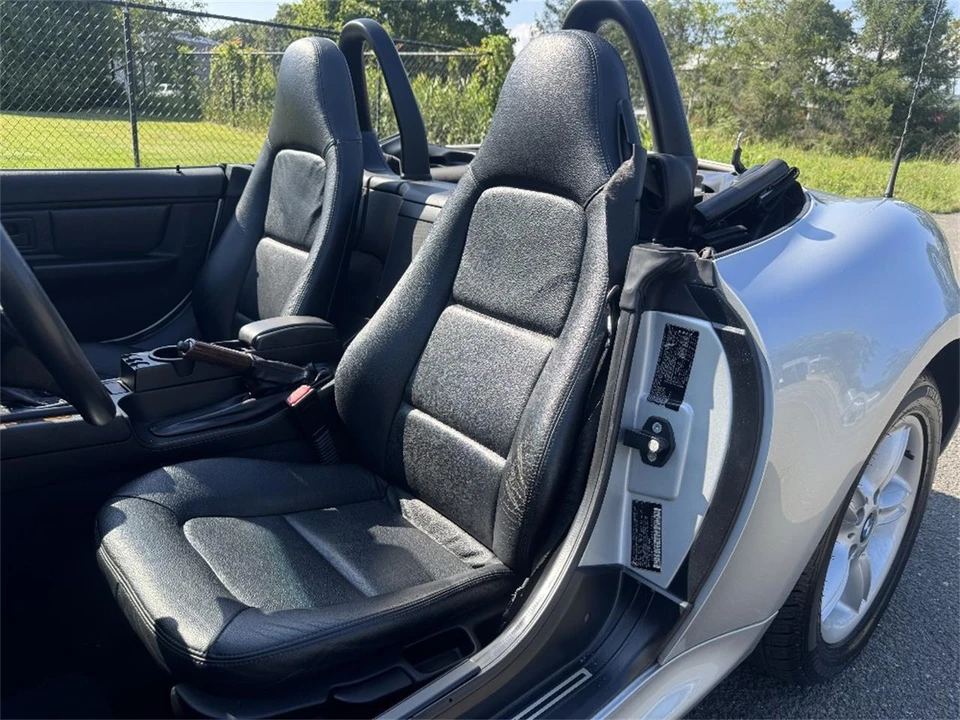 2001 BMW Z3 Roadster - Image 13 of 27
