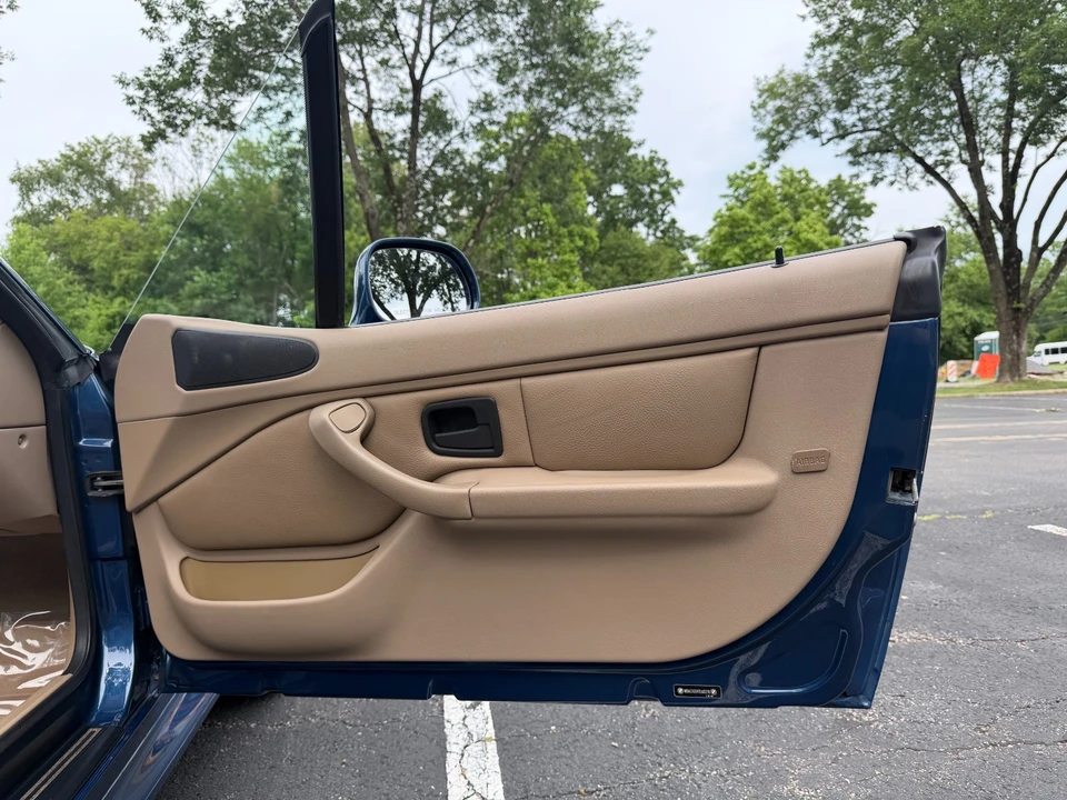 2001 BMW Z3 Roadster - Image 18 of 31