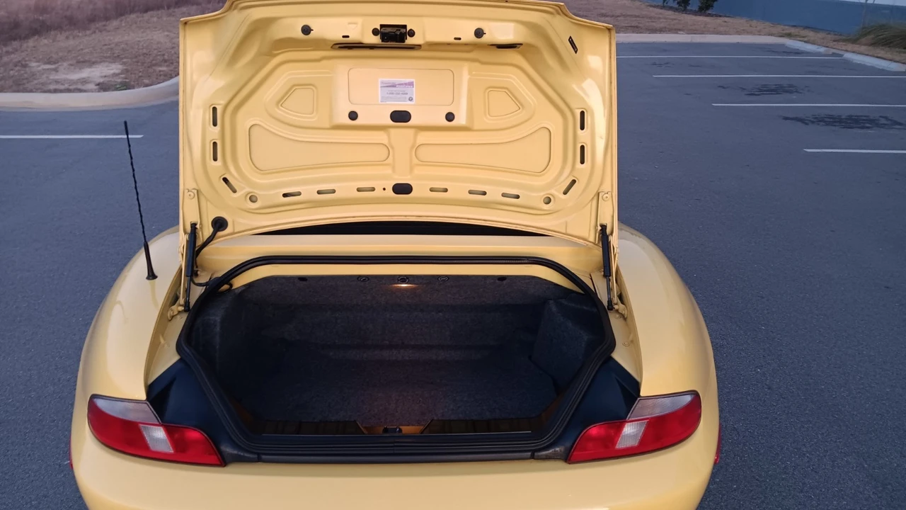 2001 BMW Z3 Roadster - Image 14 of 21