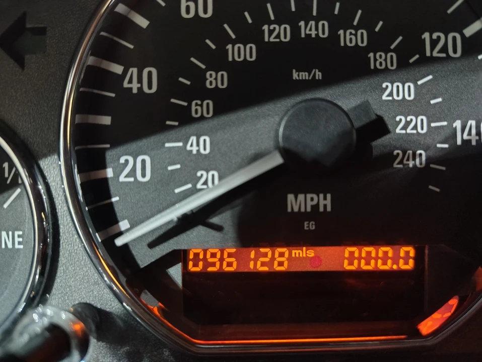 2001 BMW Z3 Roadster - Image 2 of 12