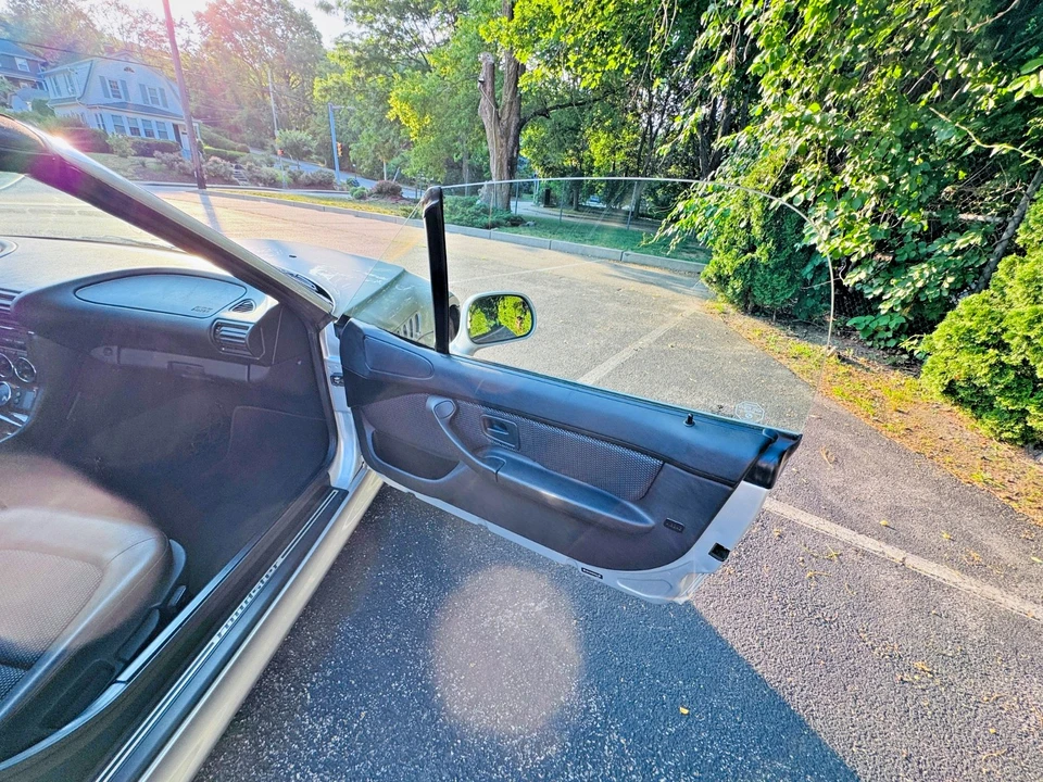 2001 BMW Z3 Roadster - Image 9 of 21