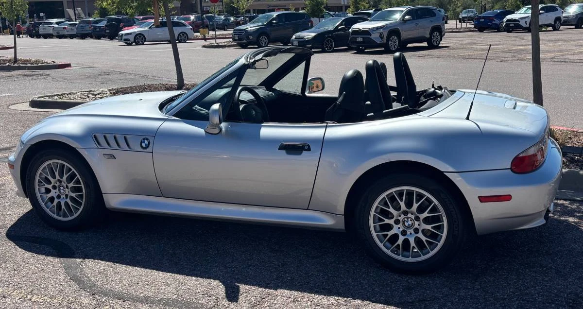 2001 BMW Z3 Roadster - Image 2 of 12