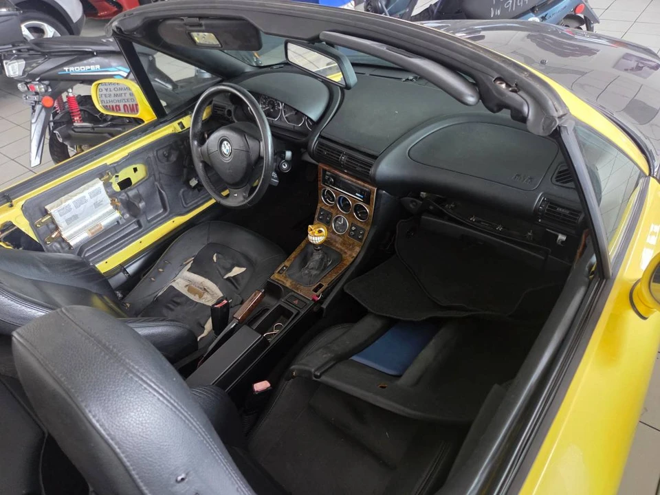 2001 BMW Z3 Roadster - Image 4 of 4