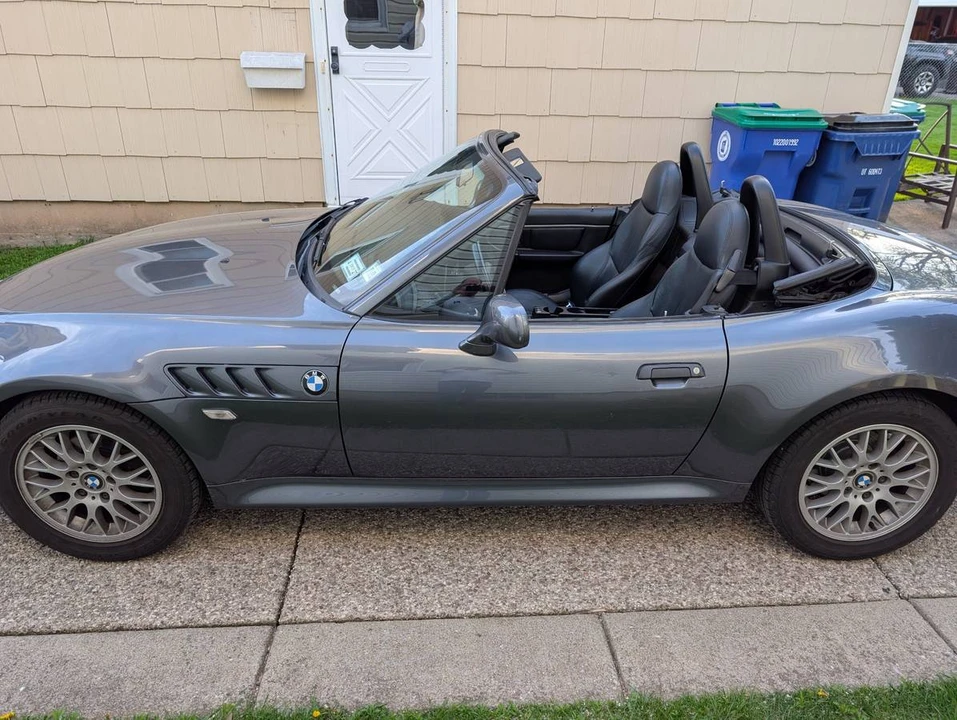 2001 BMW Z3 Roadster - Image 2 of 15