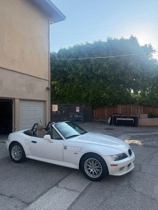 2001 BMW Z3 Roadster - Image 2 of 14