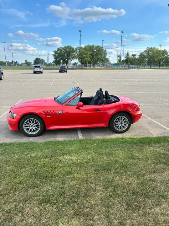 2001 BMW Z3 Roadster - Image 2 of 12