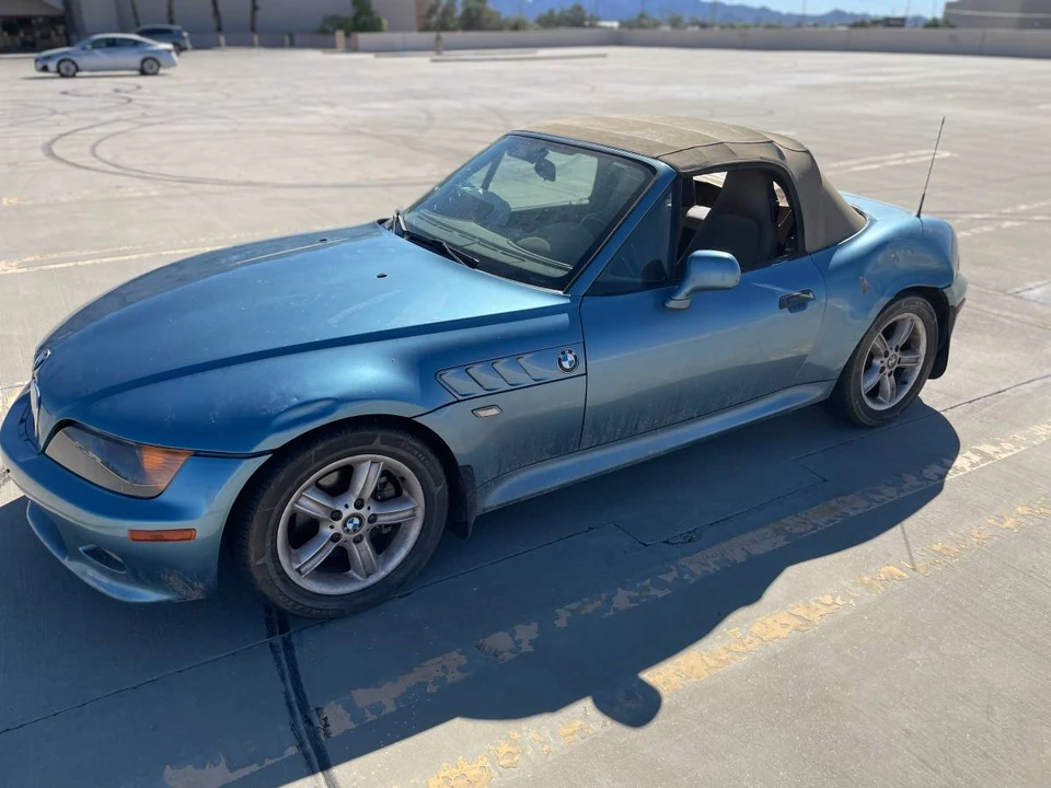 2001 BMW - Image 2 of 8