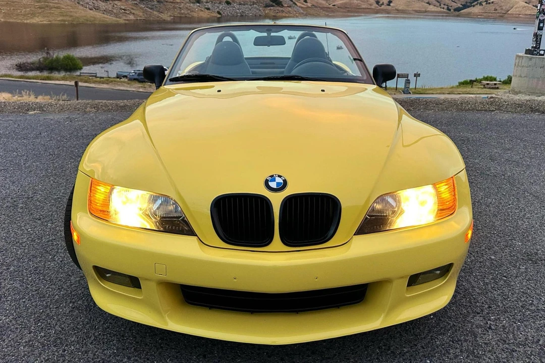 2001 BMW Z3 Roadster - Image 2 of 31