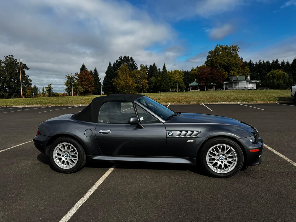 2001 BMW Z3 Roadster - Image 19 of 31