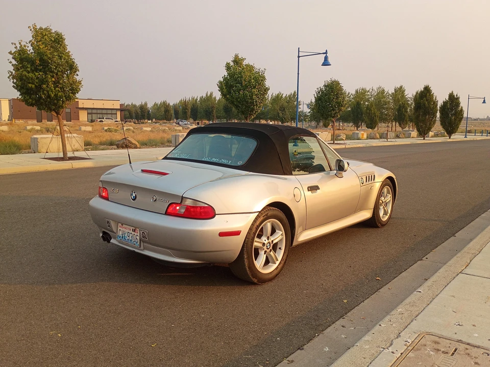 2001 BMW Z3 Roadster - Image 14 of 31