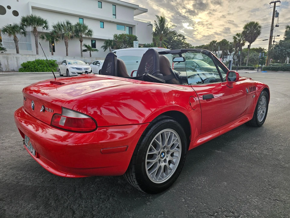 2001 BMW Z3 Roadster - Image 9 of 31
