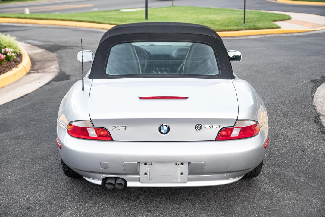 2001 BMW Z3 Roadster - Image 12 of 31