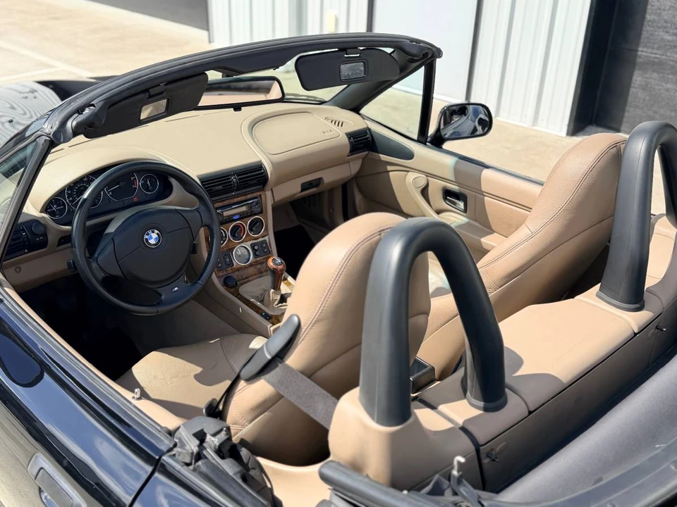 2001 BMW Z3 Roadster - Image 2 of 12