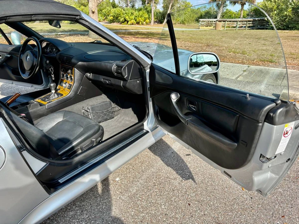 2001 BMW Z3 Roadster - Image 18 of 22