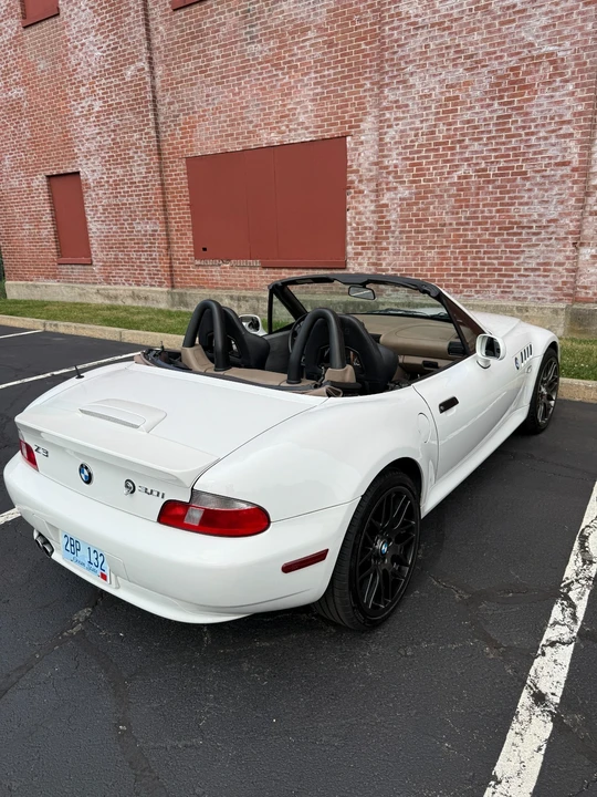 2001 BMW Z3 Roadster - Image 19 of 25