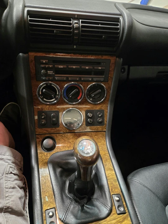 2001 BMW Z3 Roadster - Image 9 of 31