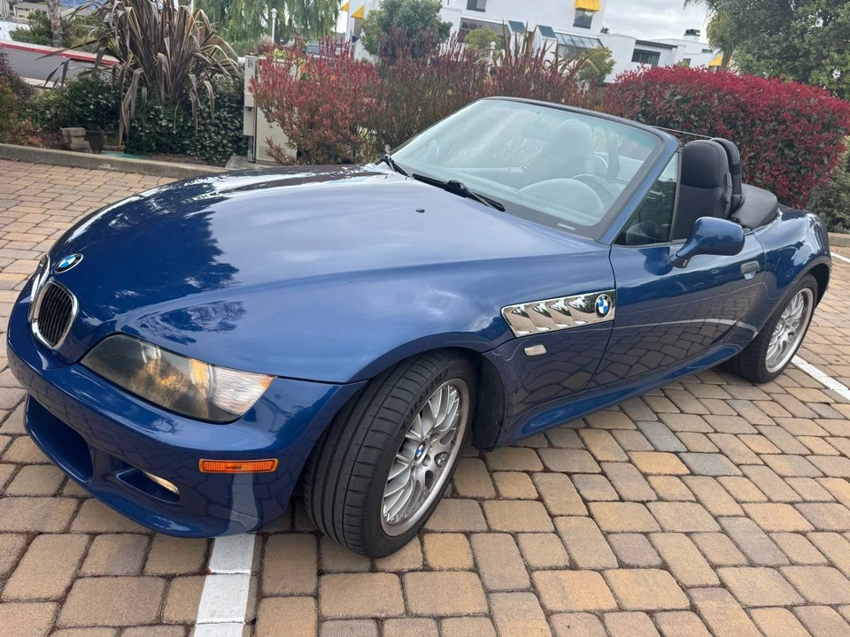 2001 BMW Z3 Roadster - Image 2 of 24
