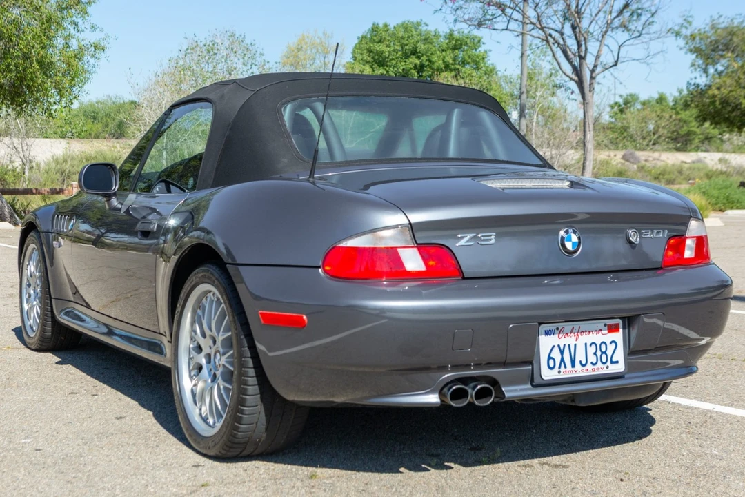 2001 BMW Z3 Roadster - Image 2 of 7
