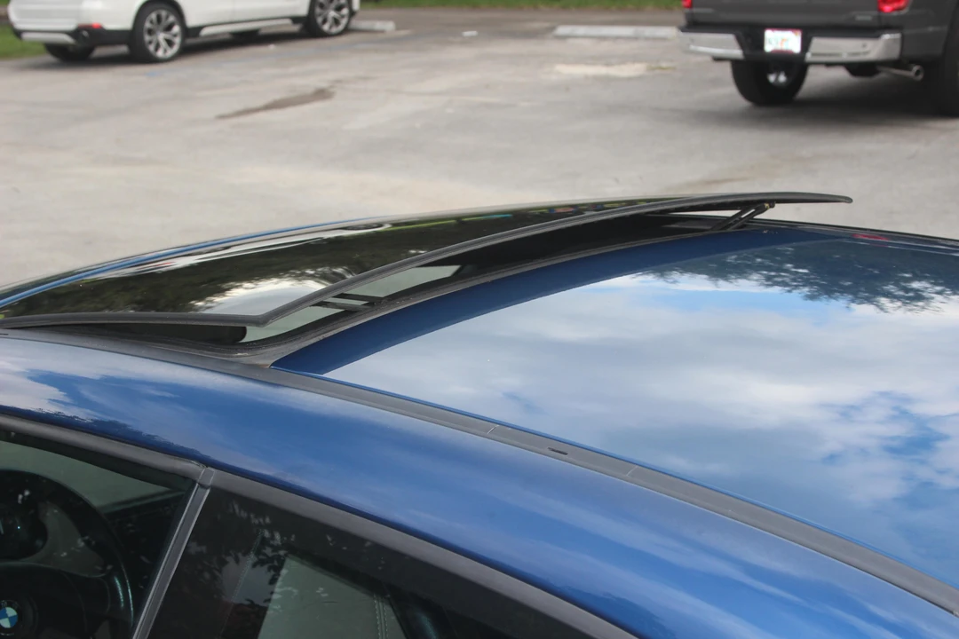 2001 BMW Z3 Coupe - Image 11 of 31