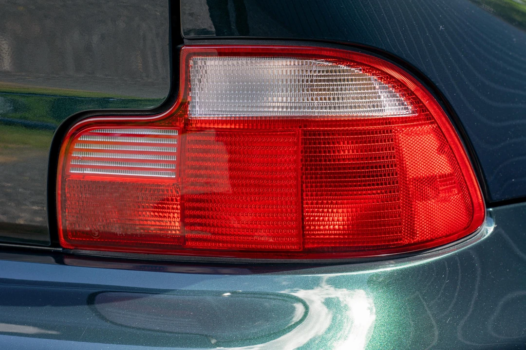 2001 BMW Z3 Coupe - Image 16 of 31