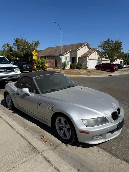 2001 BMW Z3 Roadster - Image 3 of 4