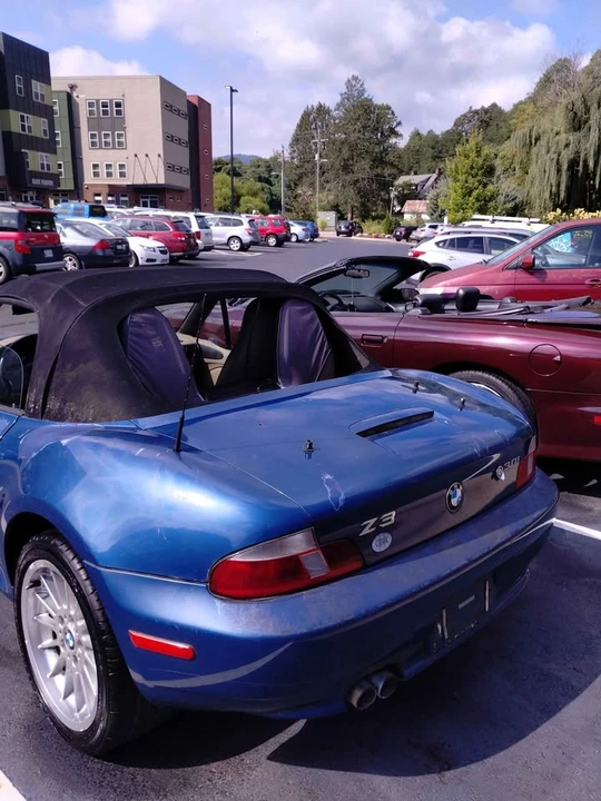 2001 BMW Z3 Roadster - Image 3 of 10