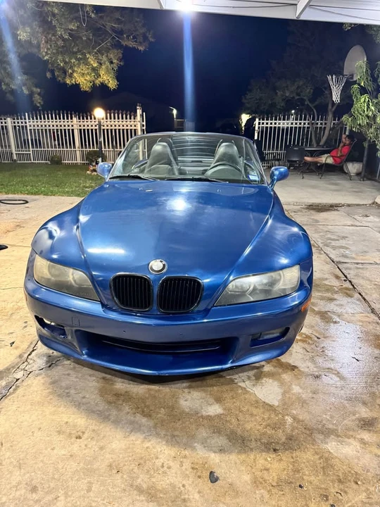 2001 BMW Z3 Roadster - Image 2 of 8