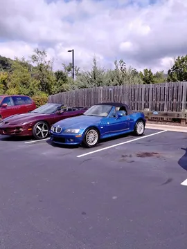 2001 BMW Z3 3.0i Roadster 2D