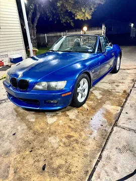 2001 BMW Z3 3.0i Roadster 2D
