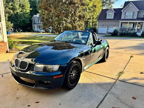 2001 BMW Z3 3.0i Roadster 2D