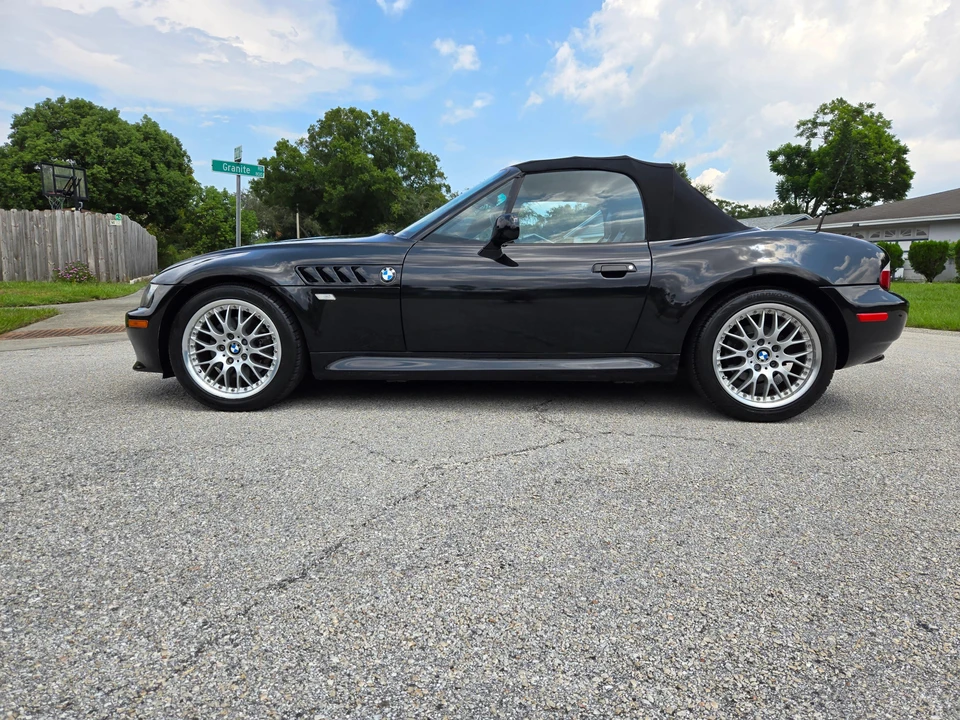 2001 BMW Z3 Roadster - Image 19 of 31