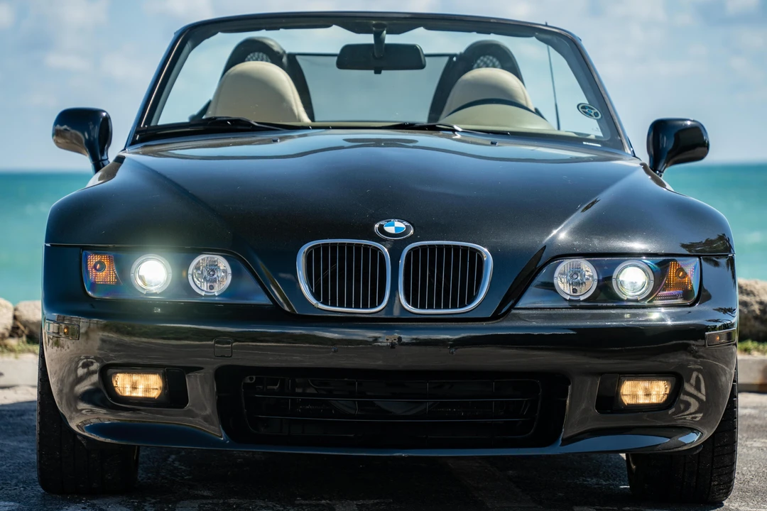 2001 BMW Z3 Roadster - Image 2 of 31