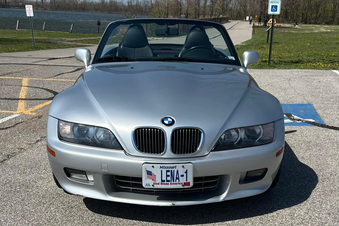 2001 BMW Z3 Roadster - Image 2 of 31
