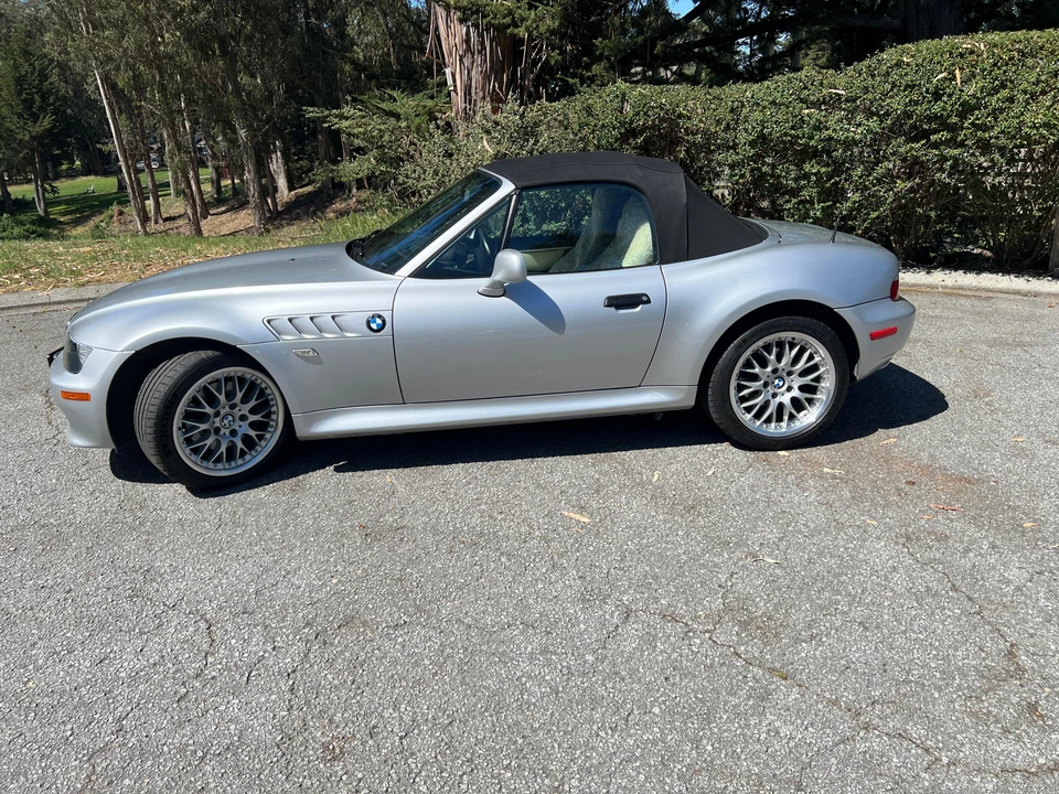 2001 BMW Z3 Roadster - Image 10 of 31