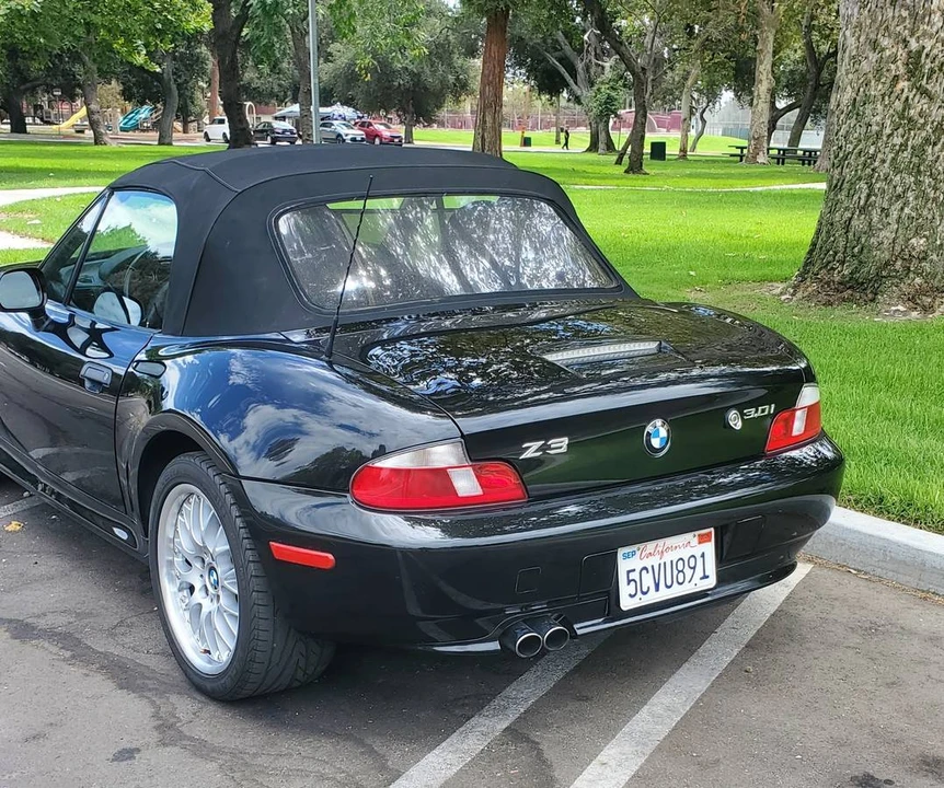 2001 BMW Z3 Roadster - Image 2 of 8